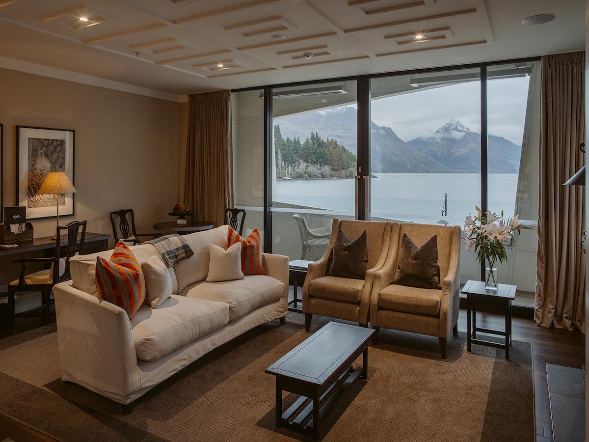 Eichardt’s Private Hotel or similar